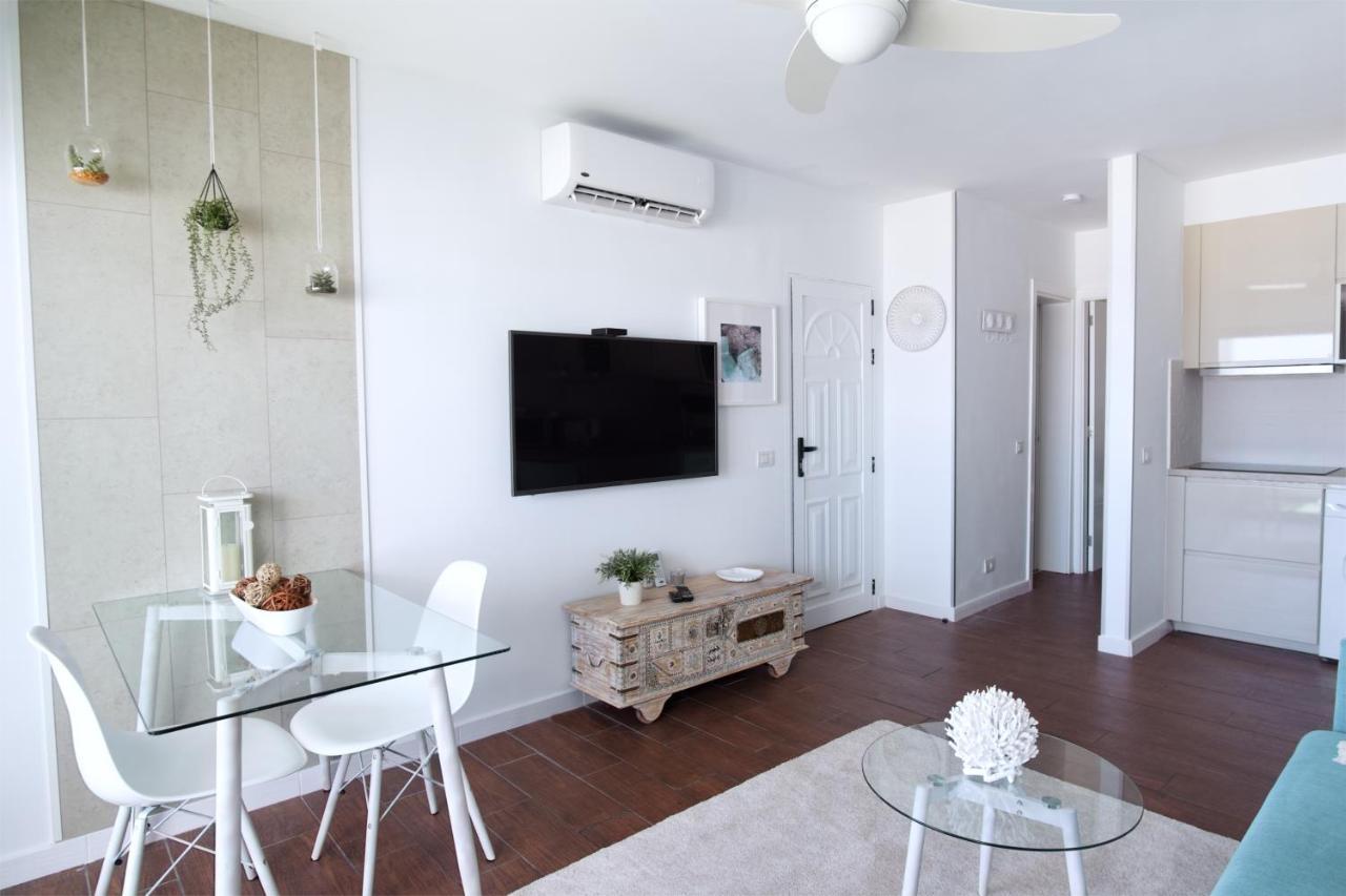 Apartment Portonovo La Paloma Amazing Sea View & Swimming Pool-Good Wifi -Free Ac- Private Parking Puerto del Carmen  Exteriör bild