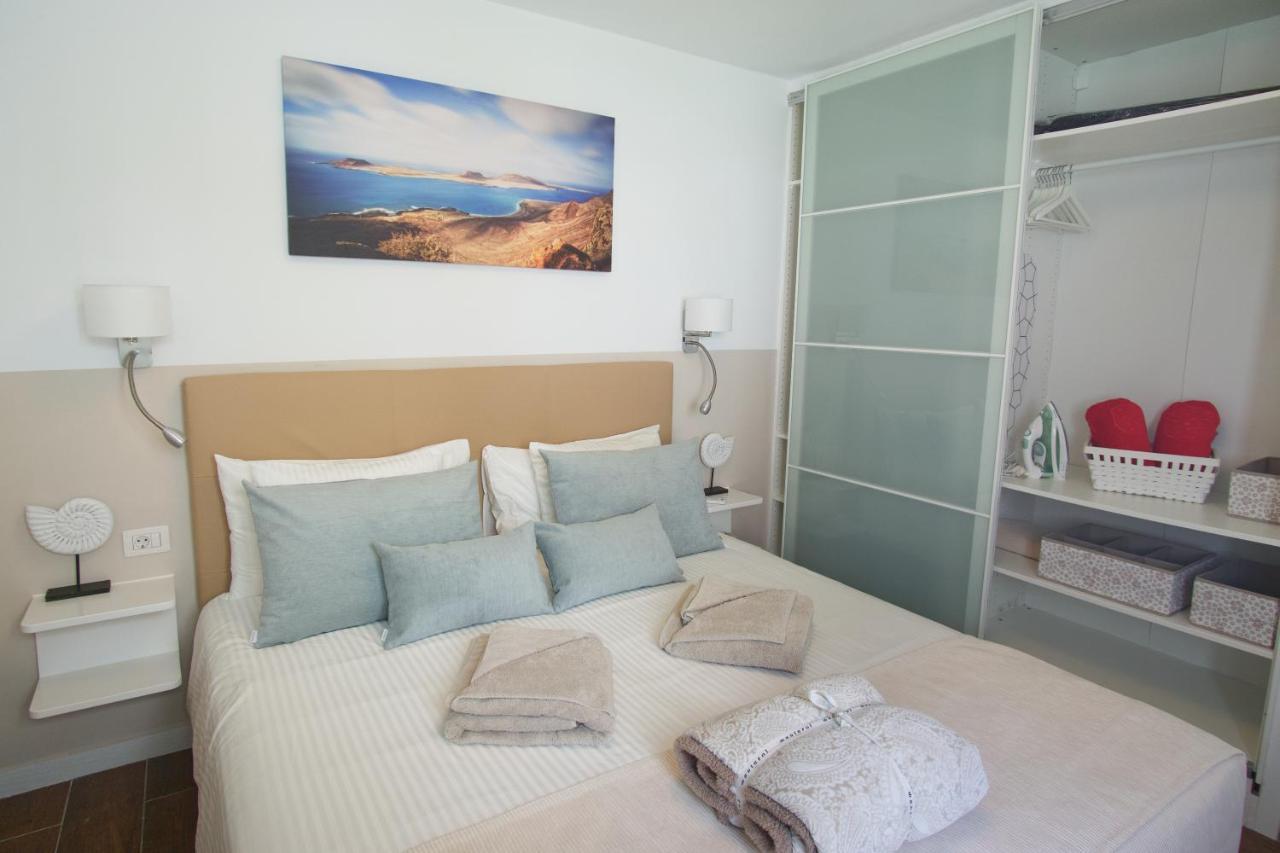 Apartment Portonovo La Paloma Amazing Sea View & Swimming Pool-Good Wifi -Free Ac- Private Parking Puerto del Carmen  Exteriör bild
